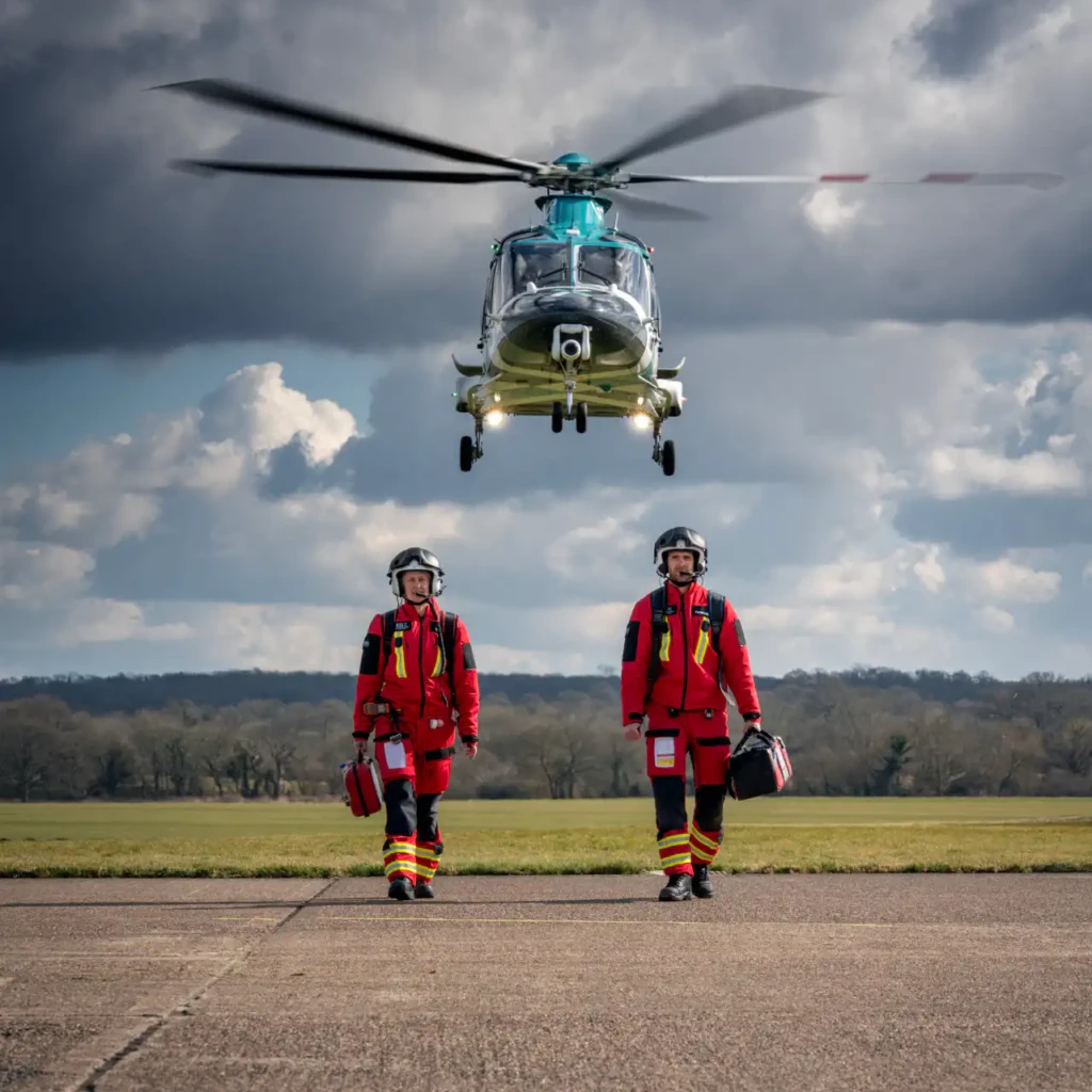 heli_crew_front